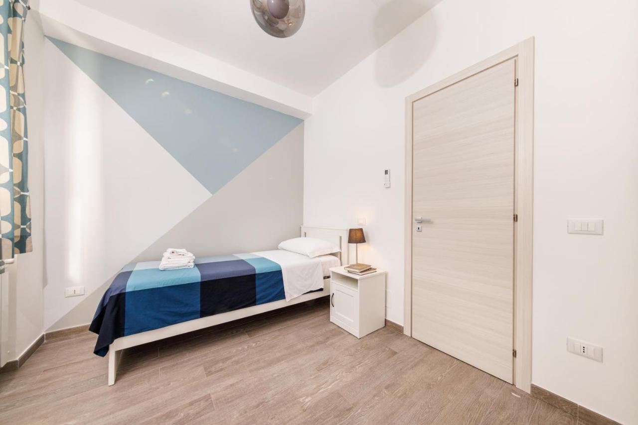 Blue Apartment Messina Luaran gambar
