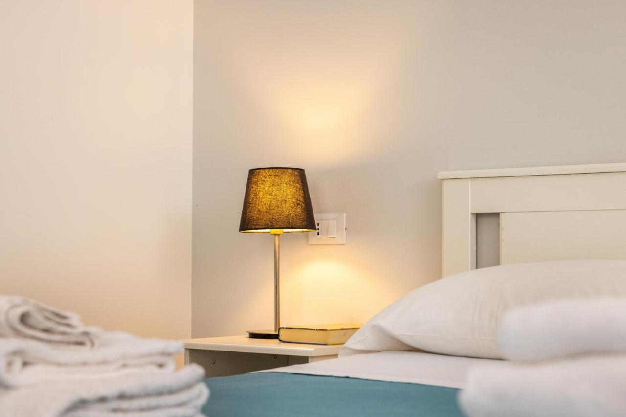 Blue Apartment Messina Luaran gambar
